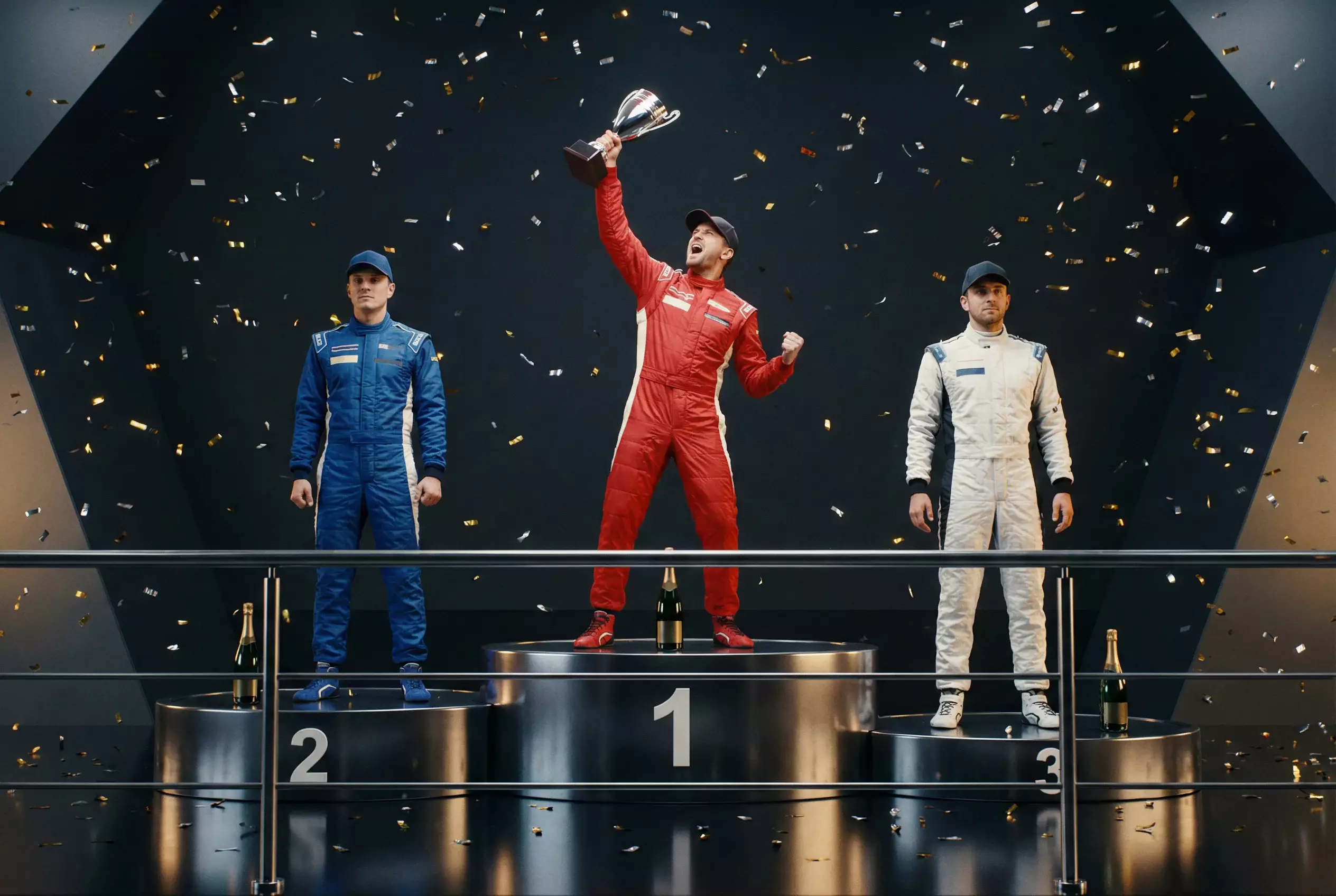 Formel 1 Podium mit drei Fahrern nach einem Grand Prix als Symbol für Platzwetten Top 3